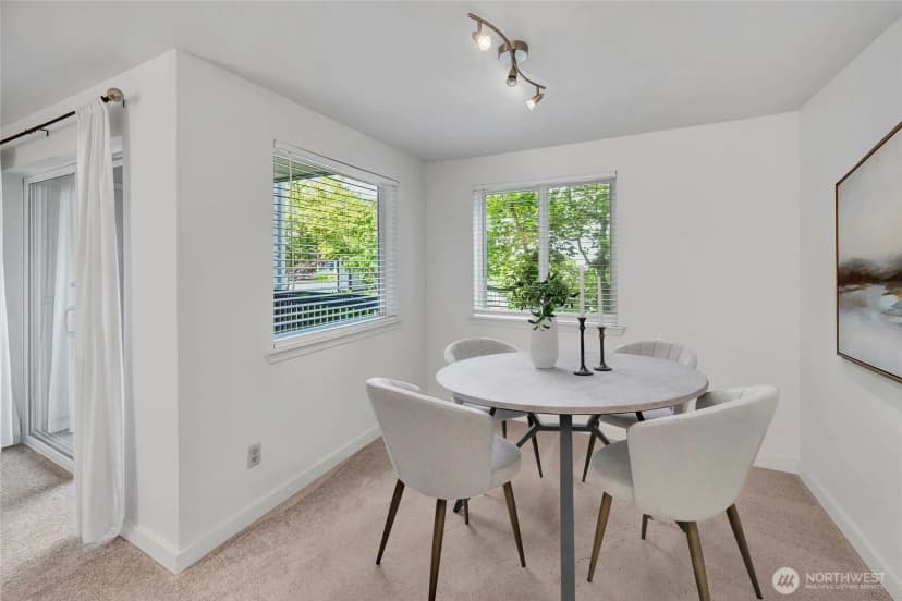 Property photo for 6700 Ne 182nd Street #b202, Kenmore photo 8