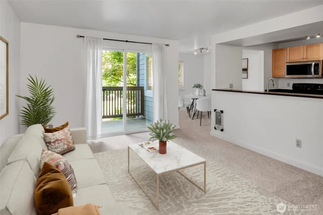 Property photo for 6700 Ne 182nd Street #b202, Kenmore photo 4