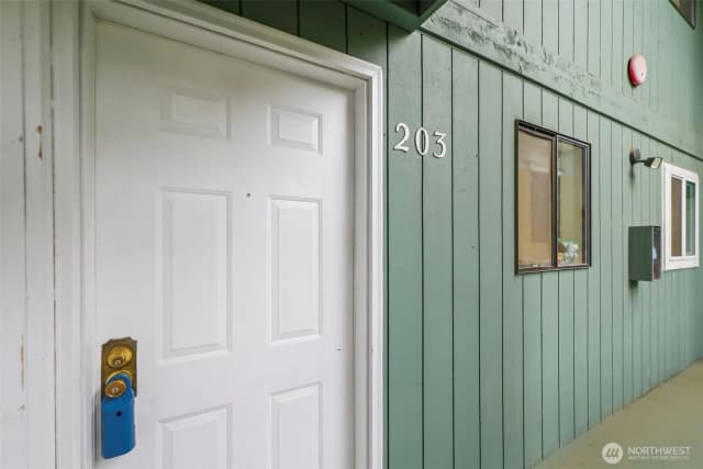 Property photo for 3322 I Street Ne #e203, Auburn photo 2