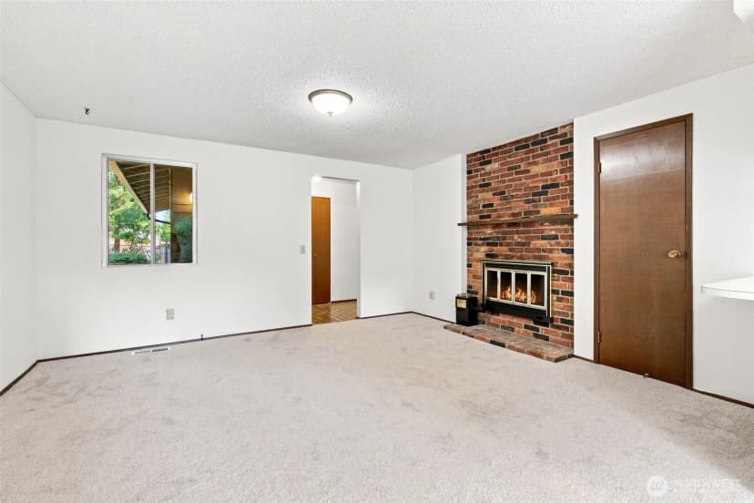 Property photo for 11 Nw Bridle Ridge Pl, Bremerton photo 9