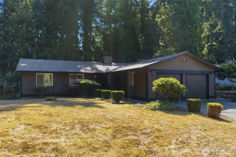 Property photo for 11 Nw Bridle Ridge Pl, Bremerton photo 2