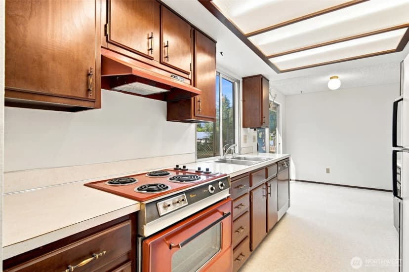 Property photo for 11 Nw Bridle Ridge Pl, Bremerton photo 15