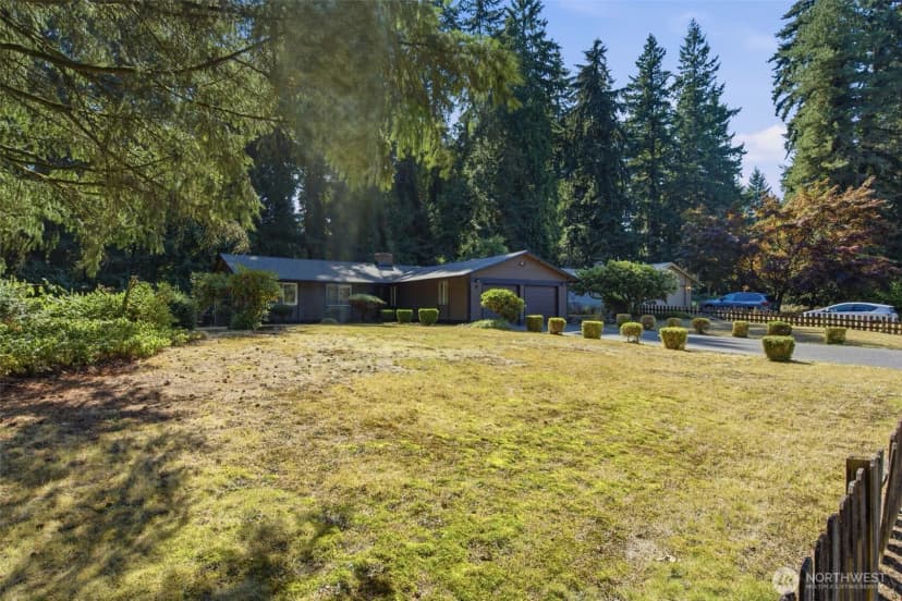 Property photo for 11 Nw Bridle Ridge Pl, Bremerton photo 4