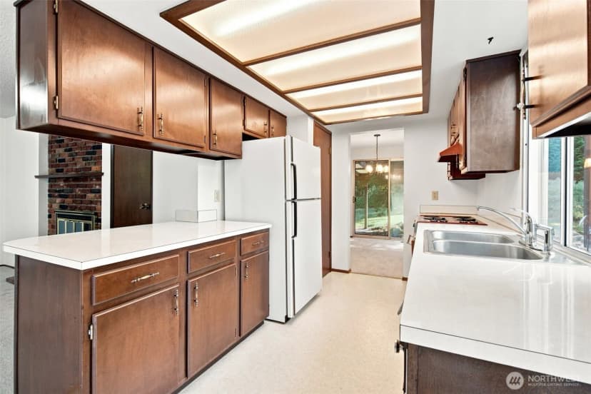 Property photo for 11 Nw Bridle Ridge Pl, Bremerton photo 12