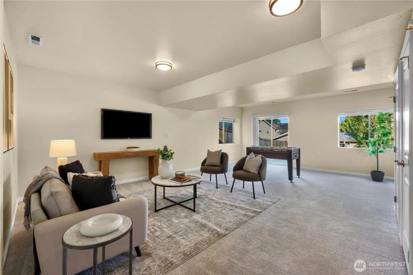 Property photo for 16617 3rd Drive Se, Bothell photo 35