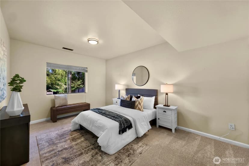 Property photo for 16617 3rd Drive Se, Bothell photo 32
