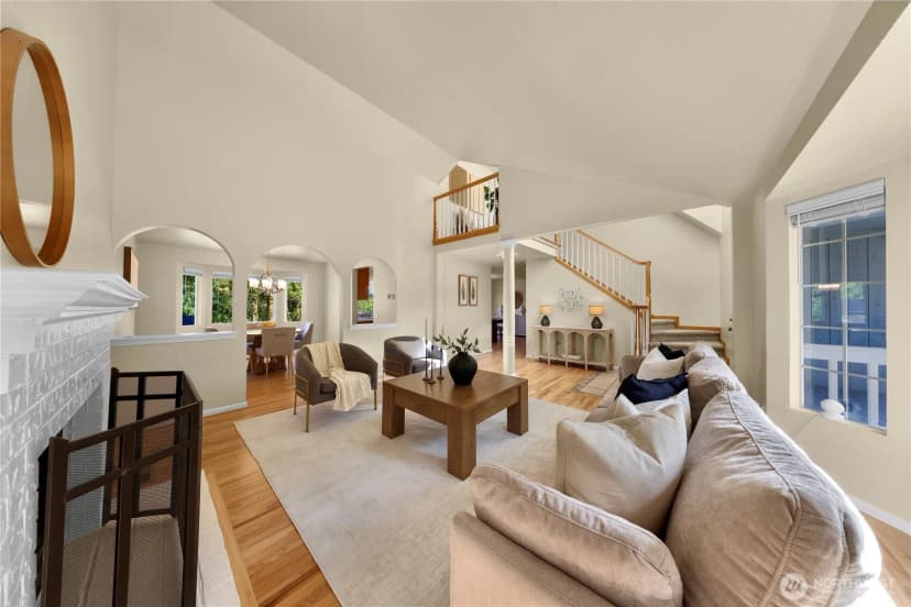 Property photo for 16617 3rd Drive Se, Bothell photo 4