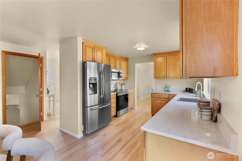 Property photo for 16617 3rd Drive Se, Bothell photo 16