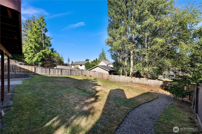 Property photo for 16617 3rd Drive Se, Bothell photo 38