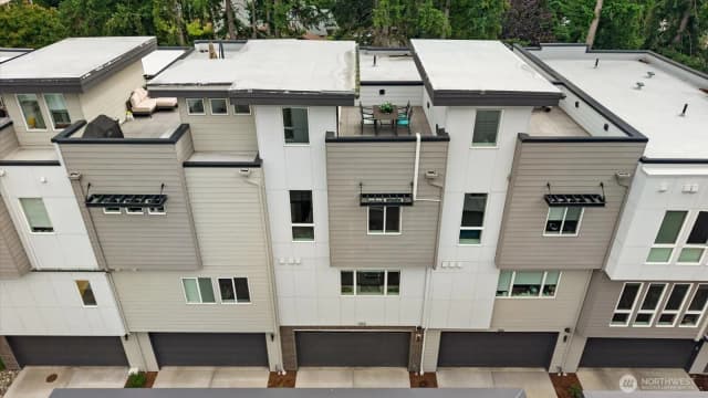 Property photo for 1022 124th Court Ne #e4, Bellevue photo 3