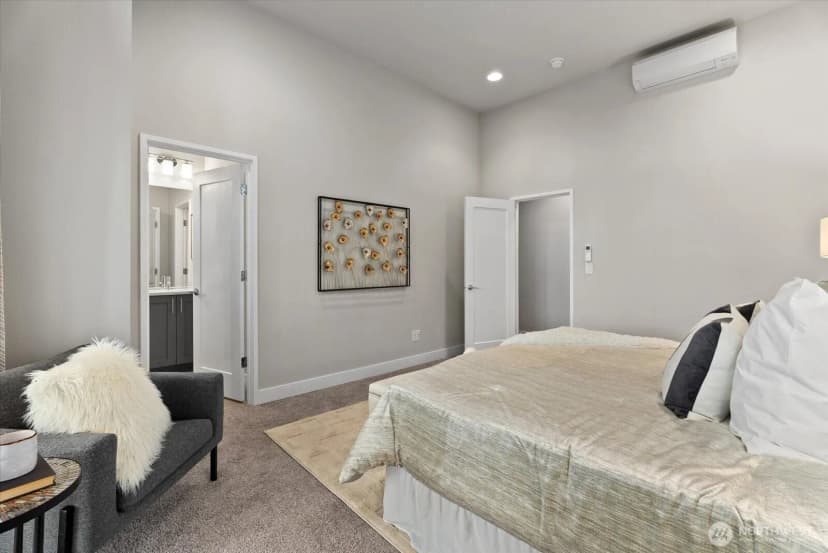 Property photo for 1022 124th Court Ne #e4, Bellevue photo 22