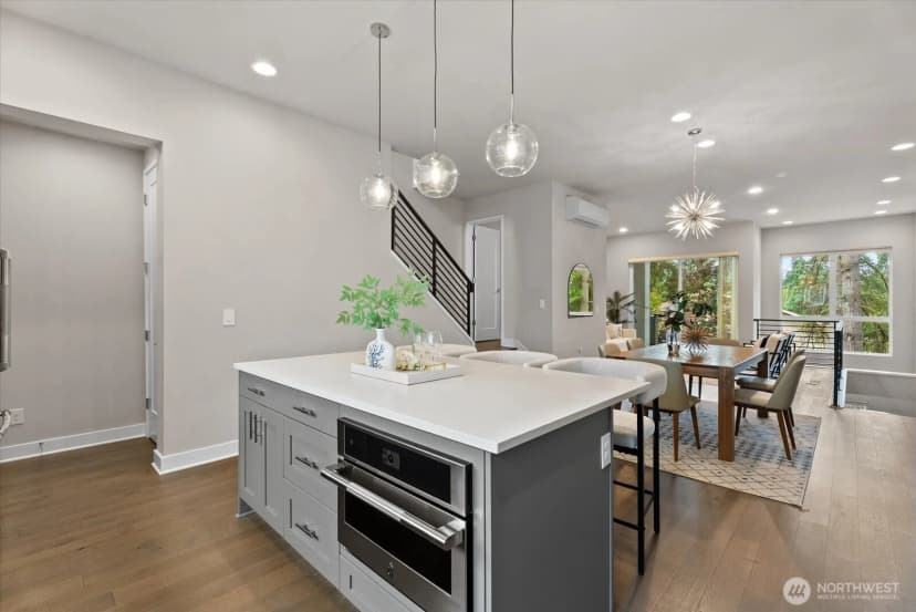 Property photo for 1022 124th Court Ne #e4, Bellevue photo 16