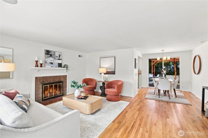Property photo for 112 Nw 159th Street, Shoreline photo 3