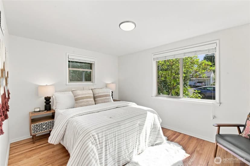 Property photo for 112 Nw 159th Street, Shoreline photo 15