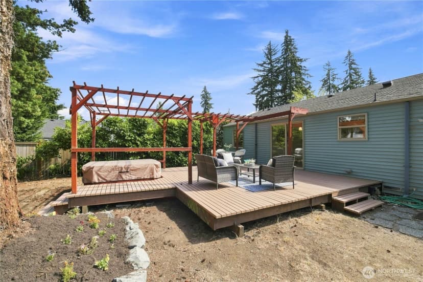 Property photo for 112 Nw 159th Street, Shoreline photo 19