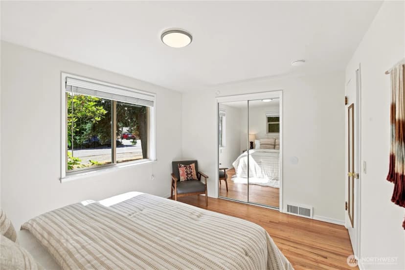 Property photo for 112 Nw 159th Street, Shoreline photo 13