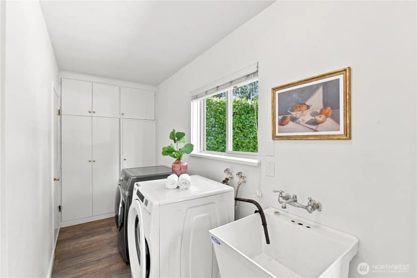 Property photo for 112 Nw 159th Street, Shoreline photo 18