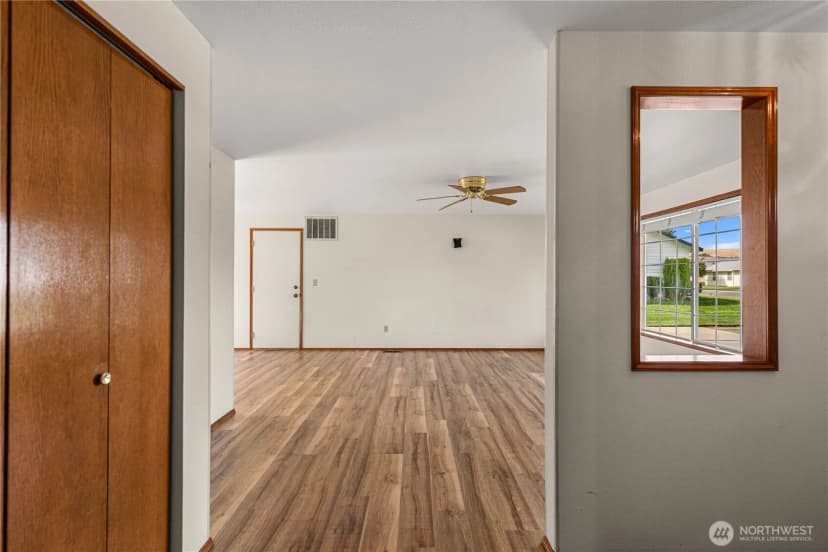 Property photo for 1313 Welch Avenue, Wenatchee photo 3