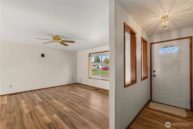 Property photo for 1313 Welch Avenue, Wenatchee photo 2