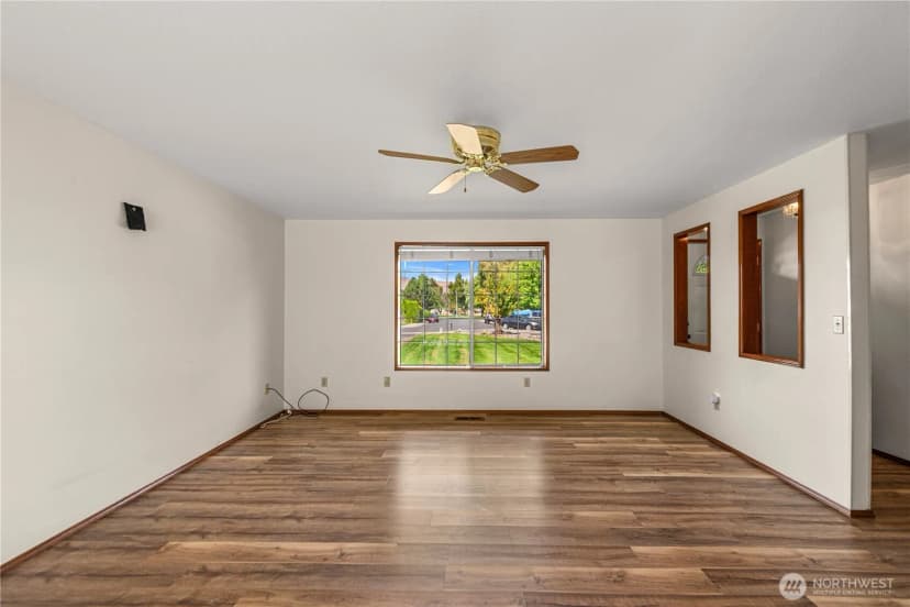 Property photo for 1313 Welch Avenue, Wenatchee photo 4