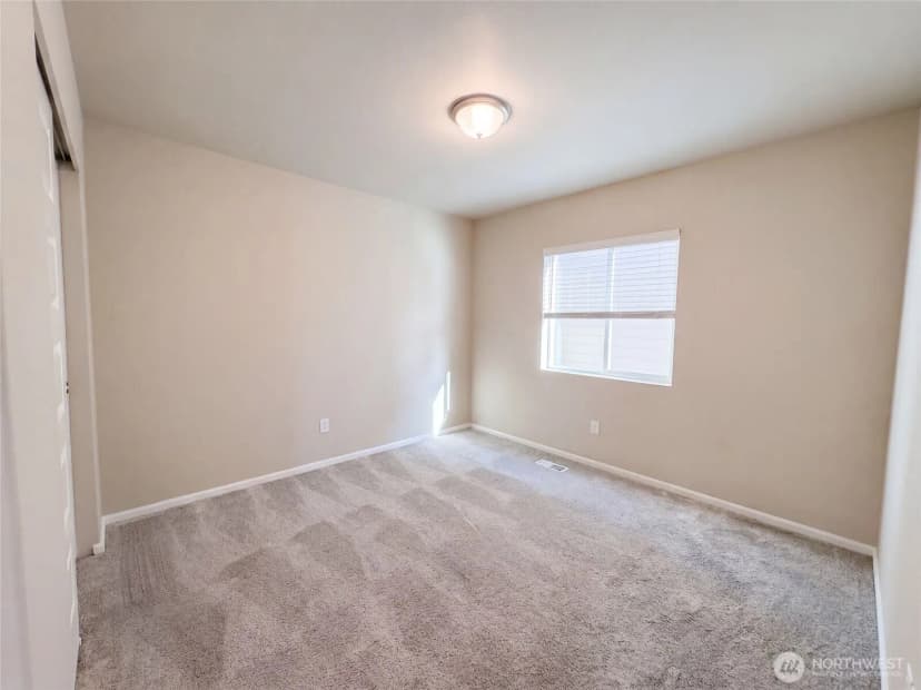 Property photo for 4335 Acacia Lane Se, Port Orchard photo 19
