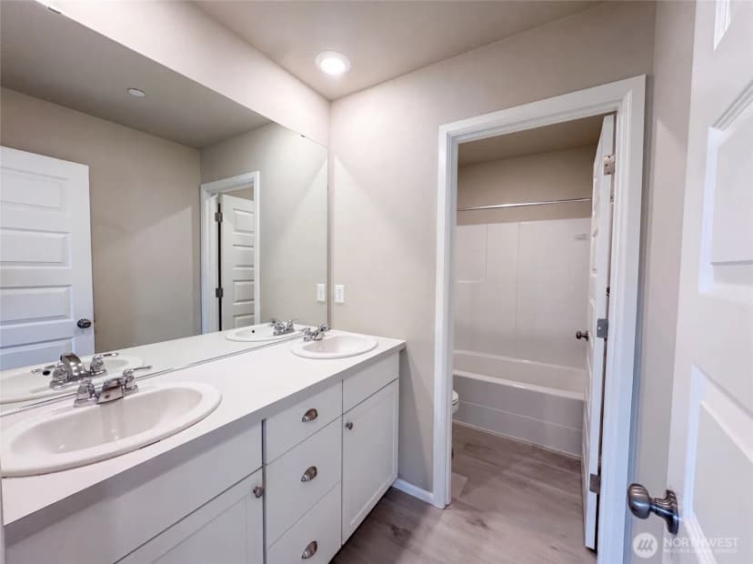 Property photo for 4335 Acacia Lane Se, Port Orchard photo 16
