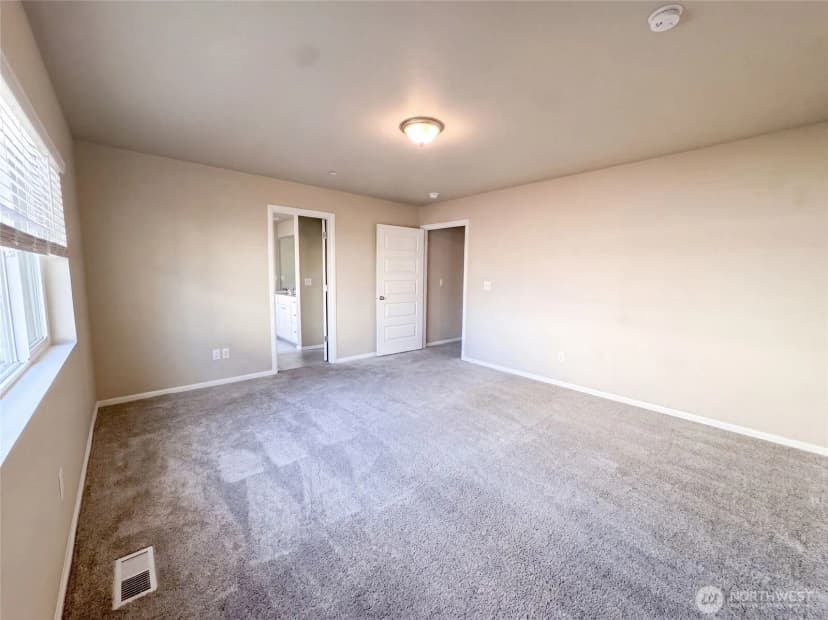 Property photo for 4335 Acacia Lane Se, Port Orchard photo 25