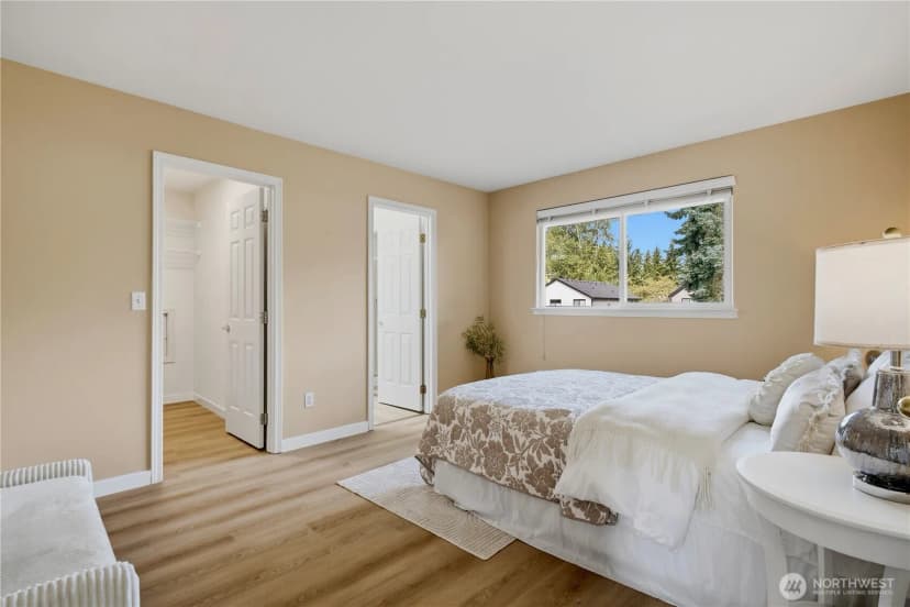 Property photo for 7830 Ne 148th Street, Kenmore photo 18