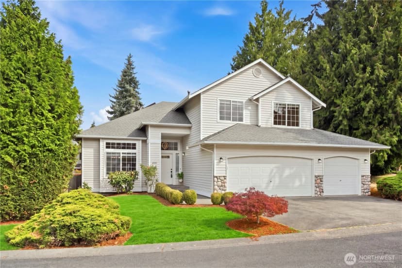 Property photo for 7830 Ne 148th Street, Kenmore