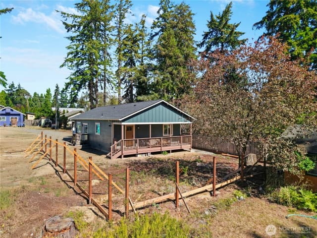 Property photo for 1261 18th Street, Port Townsend photo 4
