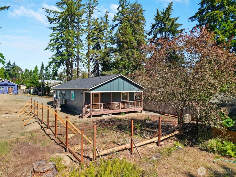 Property photo for 1261 18th Street, Port Townsend photo 4
