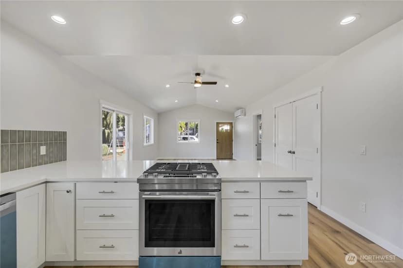 Property photo for 1261 18th Street, Port Townsend photo 15