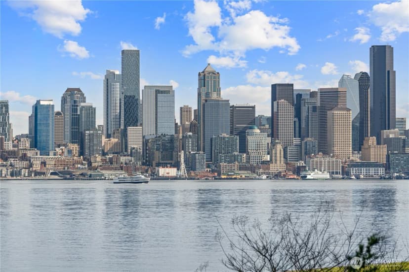 Property photo for 1140 Alki Avenue Sw #204, Seattle photo 3