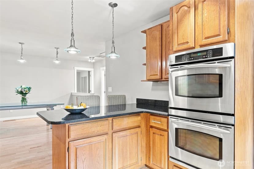 Property photo for 18724 80th Avenue Ne, Kenmore photo 16