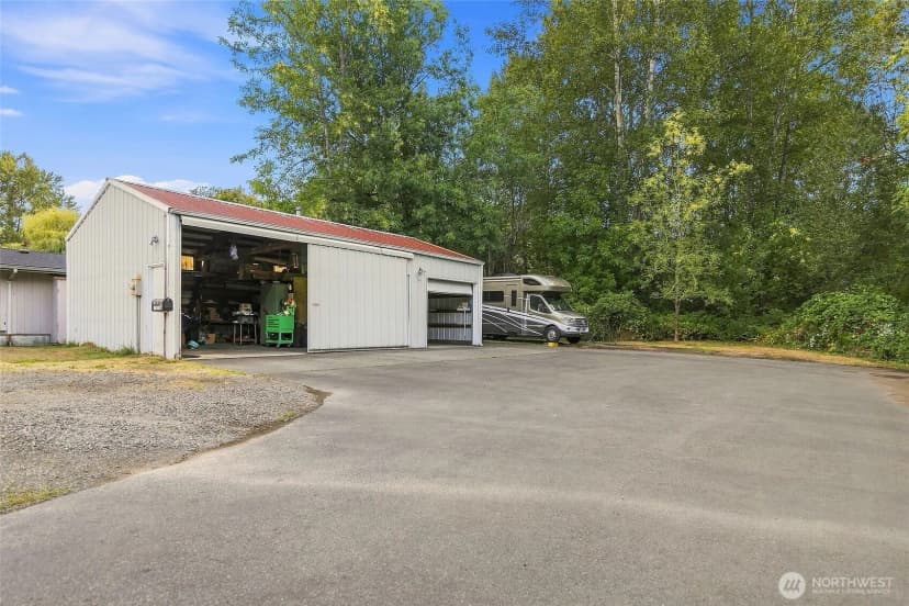 Property photo for 18724 80th Avenue Ne, Kenmore photo 34