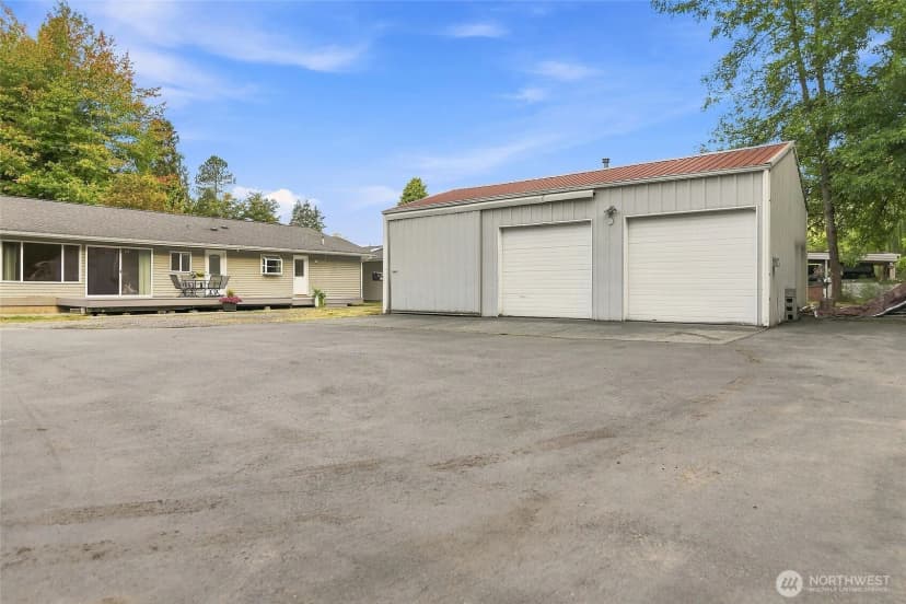 Property photo for 18724 80th Avenue Ne, Kenmore photo 34