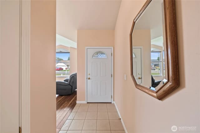Property photo for 7800 Olmstead Court, Yakima photo 2