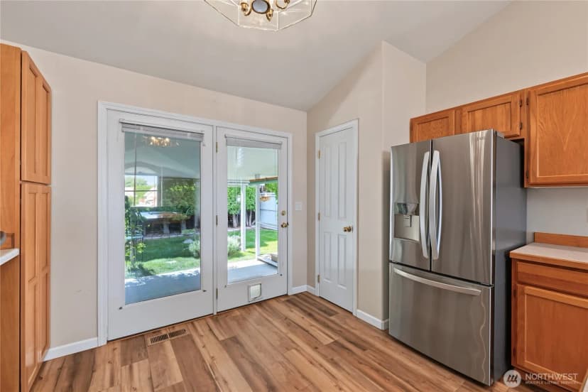 Property photo for 7800 Olmstead Court, Yakima photo 11