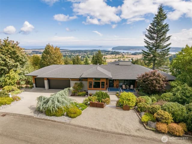 Property photo for 170 Flying Cloud Street, Sequim