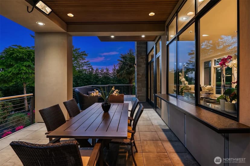 Property photo for 9632 Lake Washington Boulevard Ne, Bellevue photo 11