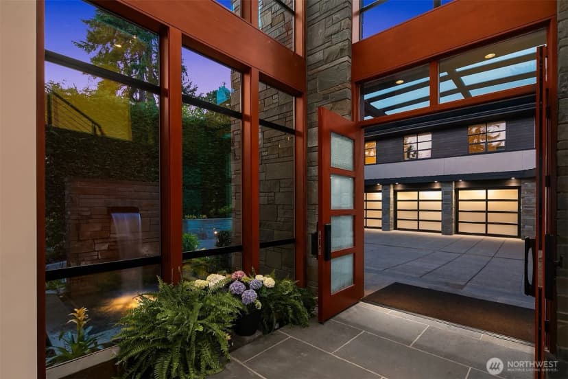 Property photo for 9632 Lake Washington Boulevard Ne, Bellevue photo 10