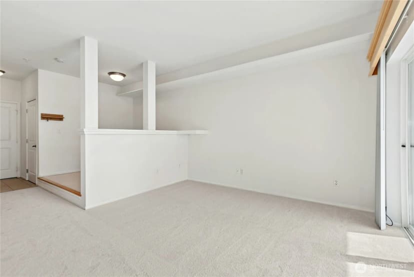 Property photo for 517 225th Lane Ne #e202, Sammamish photo 9