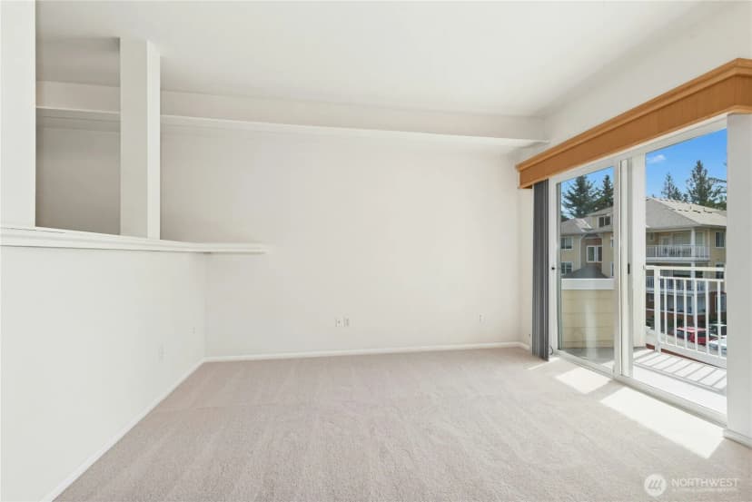 Property photo for 517 225th Lane Ne #e202, Sammamish photo 7