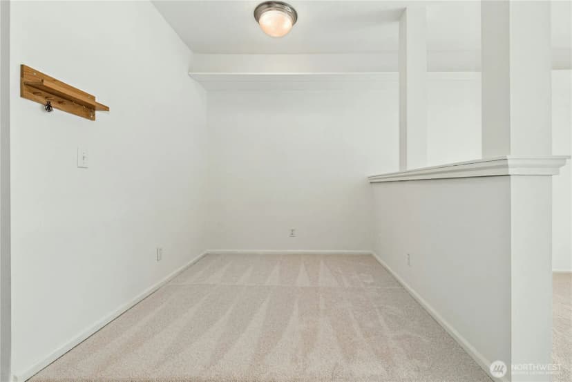 Property photo for 517 225th Lane Ne #e202, Sammamish photo 12
