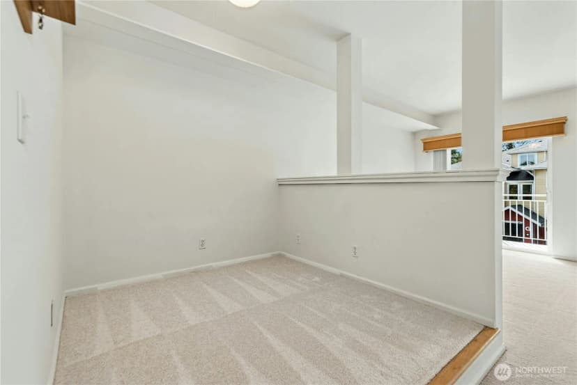 Property photo for 517 225th Lane Ne #e202, Sammamish photo 11