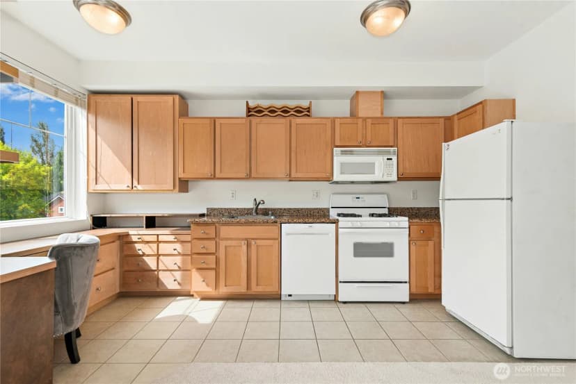 Property photo for 517 225th Lane Ne #e202, Sammamish photo 15