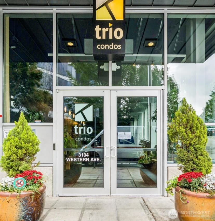 Property photo for 3104 Western Avenue #420, Seattle photo 2