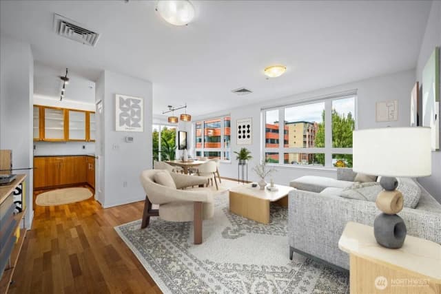 Property photo for 3104 Western Avenue #420, Seattle photo 3