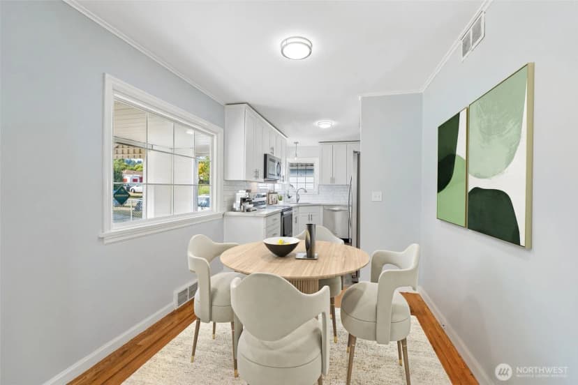 Property photo for 1048 S 100th Street, Seattle photo 10