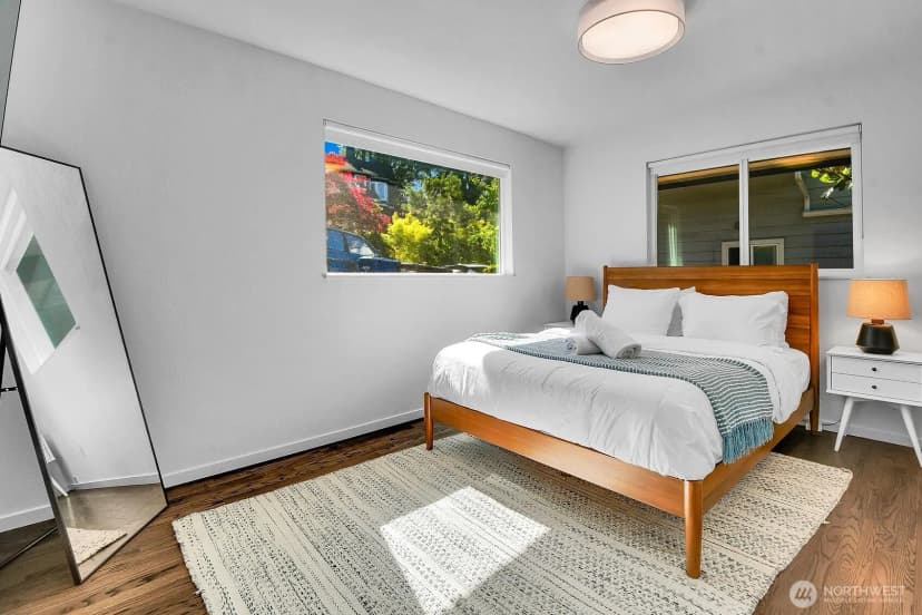 Property photo for 1115 8th Avenue W, Seattle photo 12